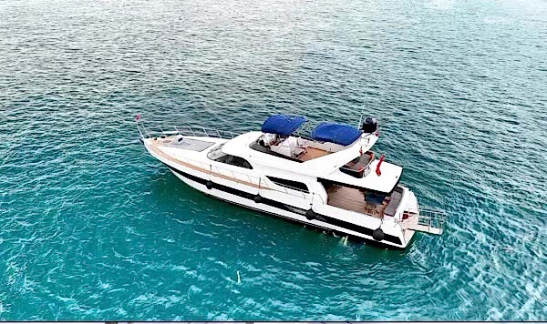 Private sunset cruise Bosphorus shoreline Istanbul