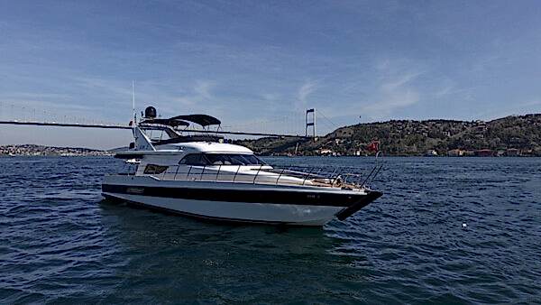 Luxury airport transfer yacht Cruise to The Ciragan Palace Kempinski Hotel Istanbul